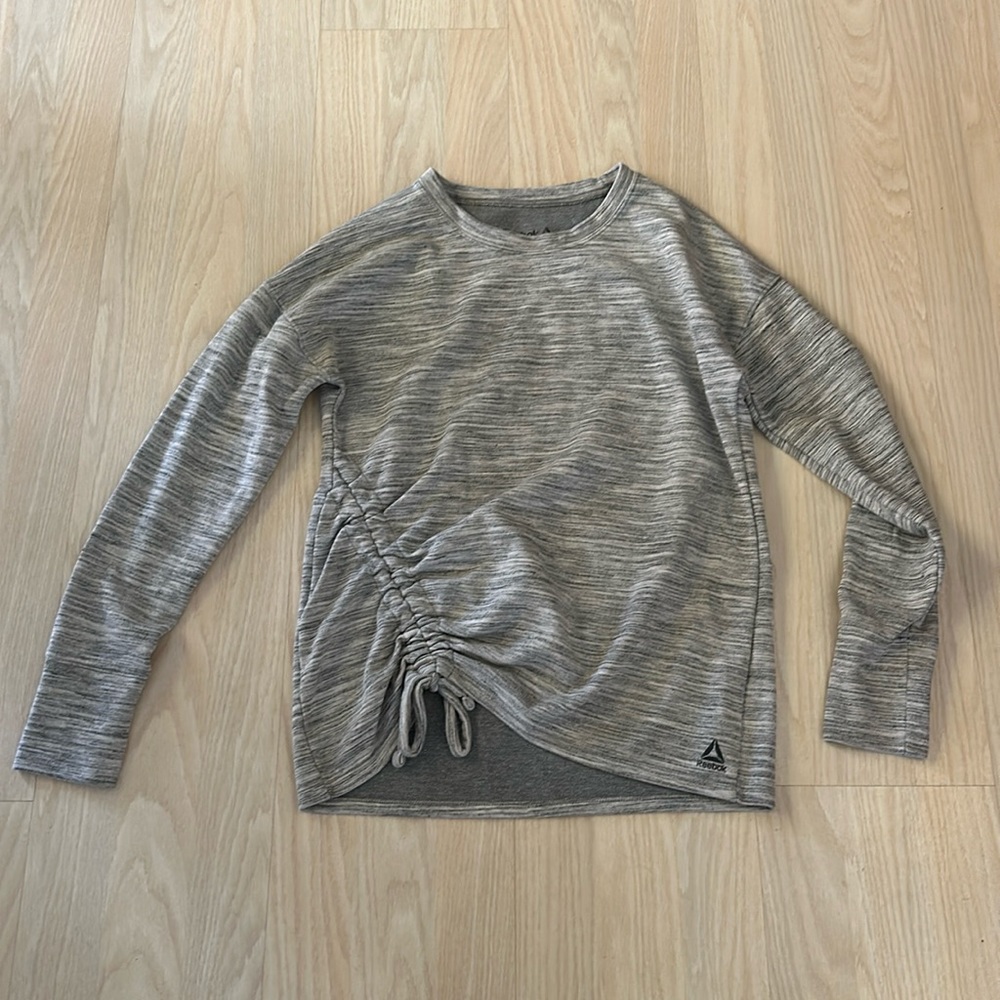 Women’s Reebok Heather Gray Pullover Sweatshirt‎ S